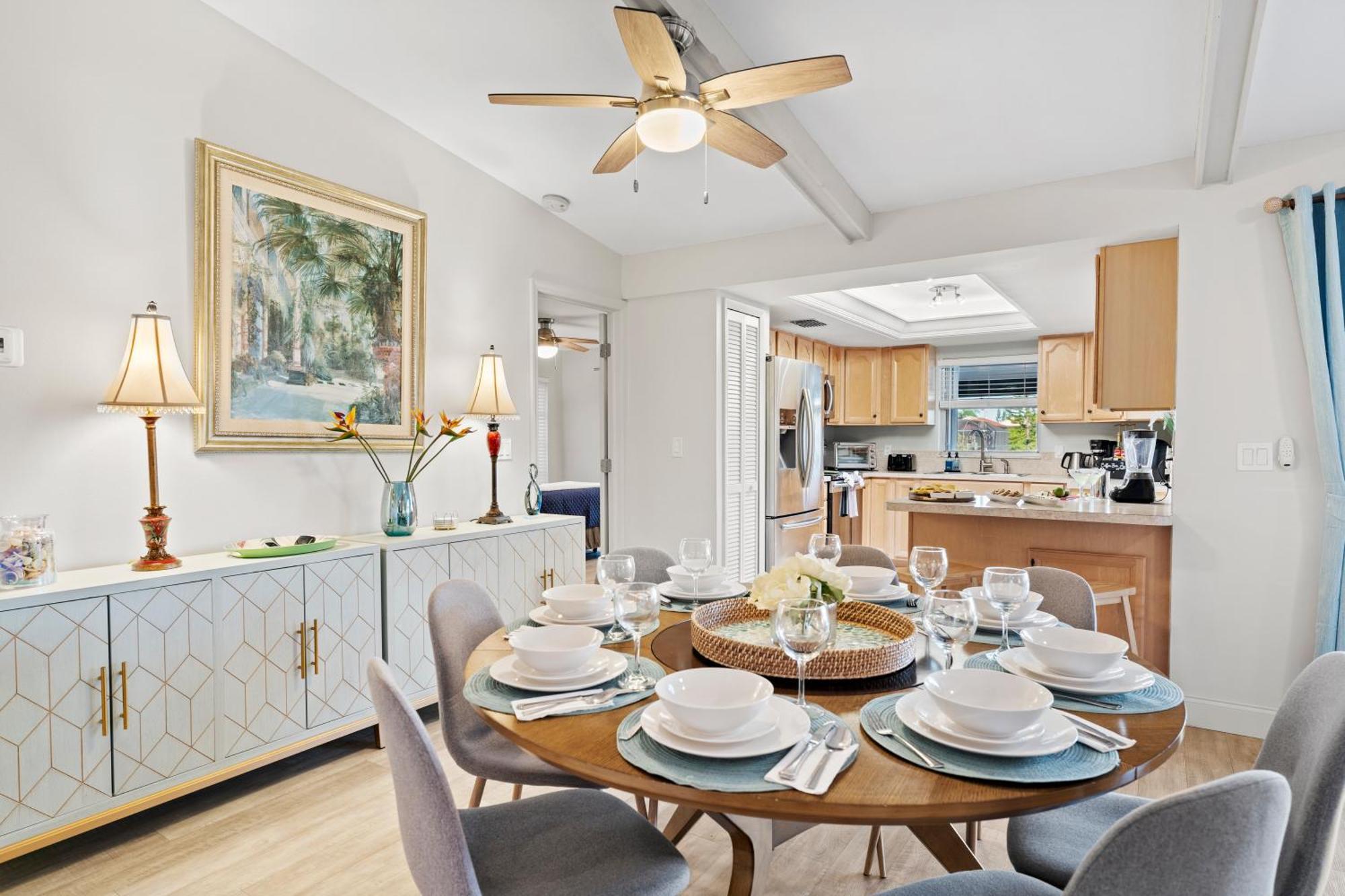 Serenity Waterfront Villa With King Suite, Private Pool, Great Lanai Enclosure And Long Water Views 케이프코럴 외부 사진